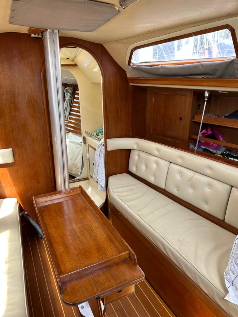 Saor Salon Starboard